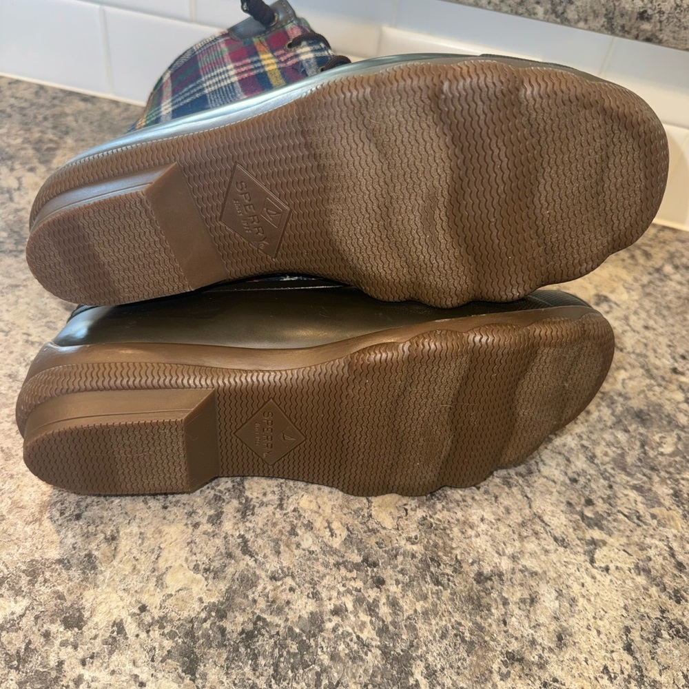 Sperry Boots - Picture 2 of 5